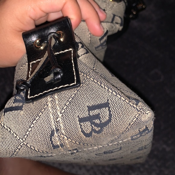 DOONEY & BOURKE HANDBAG - Picture 5 of 16